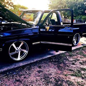 Meet your Posher, Raul